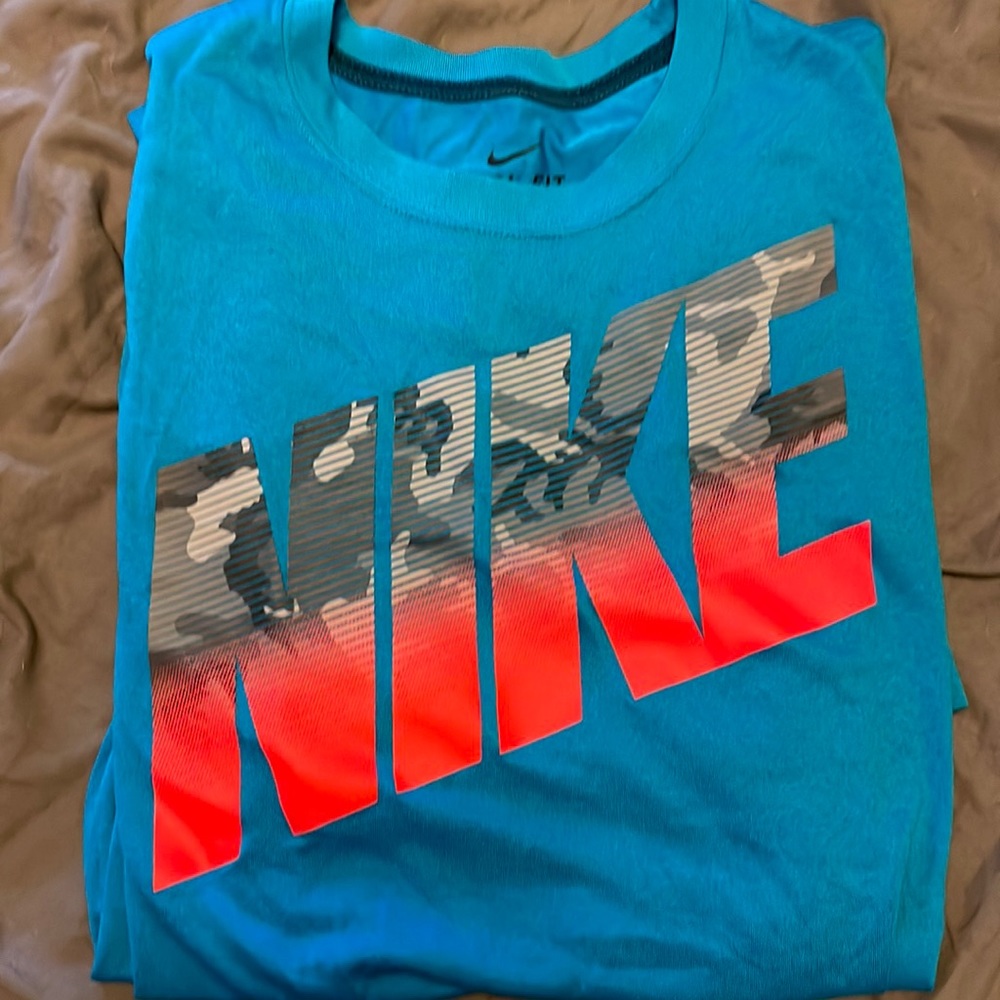 Mens Nike Dri Fit T shirt